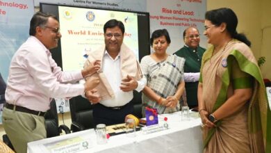 विश्व पर्यावरण दिवस पर पोस्टर प्रतियोगिता एवं वृक्षारोपण विश्व पर्यावरण दिवस पर पोस्टर प्रतियोगिता एवं वृक्षारोपण