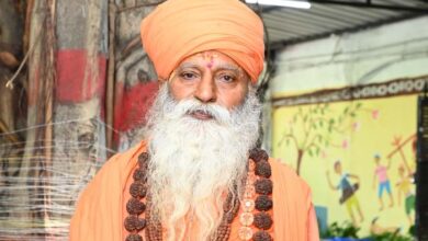 जनदर्शन में पहुंचे महंत स्वामी अनुसुइया दास जनदर्शन की व्यवस्था देखकर हुए गदगद