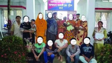 GRP ने चार दिन में 11 बांग्लादेशी नागरिकों को किया गिरफ्तार, क्या था मंसूबा? GRP ने चार दिन में 11 बांग्लादेशी नागरिकों को किया गिरफ्तार, क्या था मंसूबा?