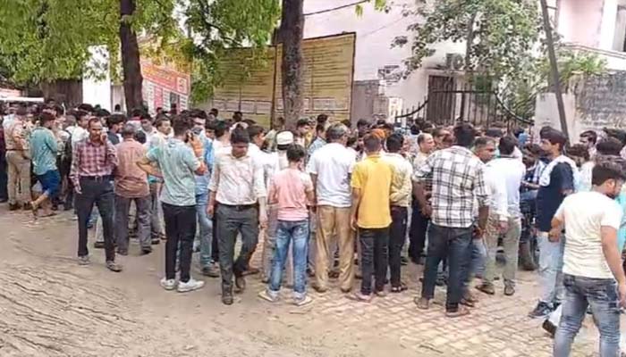 हाथरस हादसे के बाद लाशों का ढेर देख सिपाही को आया हार्ट अटैक, मौत हाथरस हादसे के बाद लाशों का ढेर देख सिपाही को आया हार्ट अटैक, मौत