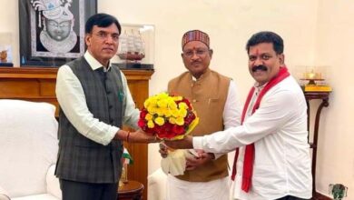 सीएम साय का दिल्ली दौरा – केंद्रीय मंत्री डॉ. मनसुख मांडविया से किए मुलाकात सीएम साय का दिल्ली दौरा – केंद्रीय मंत्री डॉ. मनसुख मांडविया से किए मुलाकात