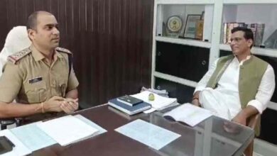 कथित MMS मामला : बयान दर्ज कराने थाने पहुंचे विधायक देवेंद्र यादव, सरकार पर लगाया आरोप