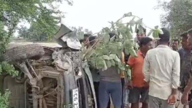 तेज रफ्तार कार ने बाइक सवार को मारी टक्कर, युवक की मौके पर ही मौत तेज रफ्तार कार ने बाइक सवार को मारी टक्कर, युवक की मौके पर ही मौत