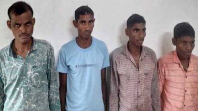 जवानों की बड़ी कार्रवाई, IED विस्फोट की घटना में शामिल 4 नक्सली गिरफ्तार जवानों की बड़ी कार्रवाई, IED विस्फोट की घटना में शामिल 4 नक्सली गिरफ्तार