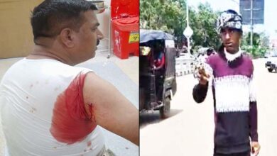 मानसिक रोगी ने एम्स में मचाया उत्पात, पुलिसकर्मियों पर किया चाकू से हमला मानसिक रोगी ने एम्स में मचाया उत्पात, पुलिसकर्मियों पर किया चाकू से हमला