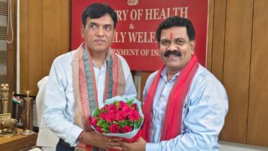 उपमुख्यमंत्री शर्मा ने केंद्रीय स्वास्थ्य मंत्री डॉ मनसुख मांडविया से की सौजन्य भेंट उपमुख्यमंत्री शर्मा ने केंद्रीय स्वास्थ्य मंत्री डॉ मनसुख मांडविया से की सौजन्य भेंट