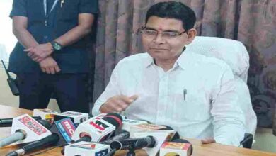 छत्तीसगढ़ में पटवारियों की हड़ताल खत्म, राजस्व मंत्री से मुलाकात के बाद प्रदर्शन समापत