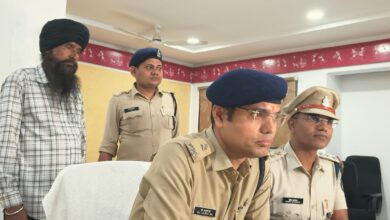 अफीम के साथ पंजाब का अंतर्राज्यीय आरोपी गिरफ्तार, रायपुर पुलिस को बड़ी कामयाबी अफीम के साथ पंजाब का अंतर्राज्यीय आरोपी गिरफ्तार, रायपुर पुलिस को बड़ी कामयाबी