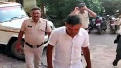 बलौदाबाजार हनी ट्रैप केस – प्रधान आरक्षक गिरफ्तार बलौदाबाजार हनी ट्रैप केस – प्रधान आरक्षक गिरफ्तार