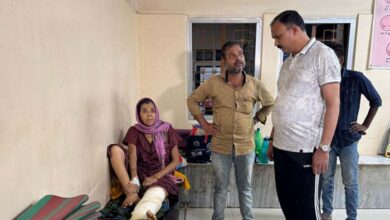 स्वास्थ्य मंत्री का राजधानी के अस्पतालों में औचक निरीक्षण, मरीजों से की बात