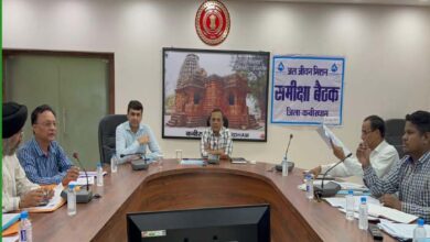 प्रभारी मंत्री के बैठक के पहले अधिकारियों में खलबली, जलजीवन मिशन में चल रहा था मनमानी कलेक्टर ने की कार्रवाई प्रभारी मंत्री के बैठक के पहले अधिकारियों में खलबली, जलजीवन मिशन में चल रहा था मनमानी कलेक्टर ने की कार्रवाई