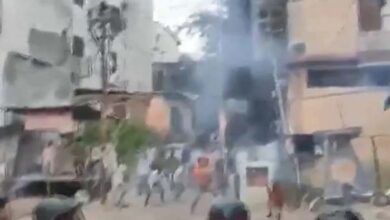 महाराष्ट्र में भड़का आंदोलन, मराठवाड़ा में तनावपूर्ण स्थिति