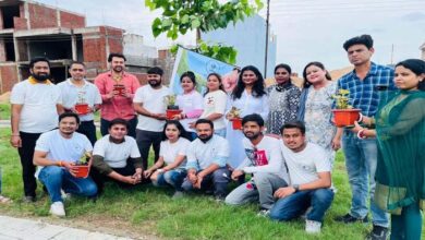 चलो दोस्ती निभाए, पेड़ लगाए