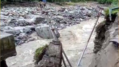 भारी बारिश से हाहाकार, यात्रियों को केदारनाथ यात्रा स्थगित करने की सलाह