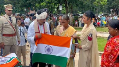 महीने के दूसरे बुधवार को शहीद परिवारों की समस्याओं को सुनेंगे : उप मुख्यमंत्री शर्मा महीने के दूसरे बुधवार को शहीद परिवारों की समस्याओं को सुनेंगे : उप मुख्यमंत्री शर्मा