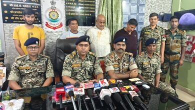 नमक को खाद के बोरी में पैक कर बेचने वाले अन्तर्राज्यीय गिरोह का पुलिस ने किया पर्दाफाश