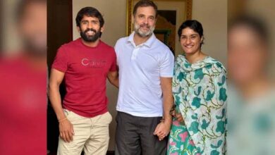 आज कांग्रेस में शामिल होंगे विनेश फोगाट और बजरंग पूनिया