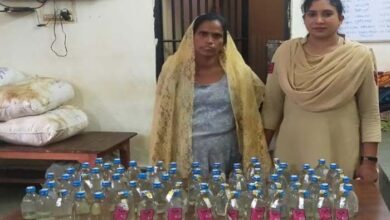 पलौद में फिर 2 शराब कोचिये मंदिर हसौद थाना के सपड़ में आये , जेल गये पलौद में फिर 2 शराब कोचिये मंदिर हसौद थाना के सपड़ में आये , जेल गये