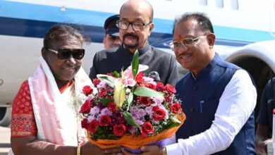 राष्ट्रपति द्रौपदी मुर्मु दो दिवसीय प्रवास पर आज रायपुर पहुंची राष्ट्रपति द्रौपदी मुर्मु दो दिवसीय प्रवास पर आज रायपुर पहुंची