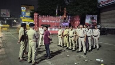 सावधान पुलिसकर्मी : चेकिंग करने रात में निकले एसपी संतोष सिंह
