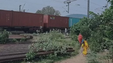 भूमिपूजन को एक साल बीत गये लेकिन शुरू नहीं हो पाया पूर्व सीएम के क्षेत्र का काम भूमिपूजन को एक साल बीत गये लेकिन शुरू नहीं हो पाया पूर्व सीएम के क्षेत्र का काम