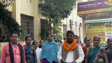 हैदर ने भरा नामांकन, बोलें- उनके पास नोट है मेरा पास वोट है हैदर ने भरा नामांकन, बोलें- उनके पास नोट है मेरा पास वोट है