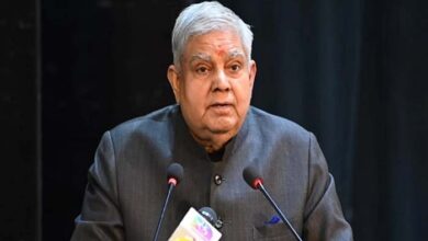 मीडिया को राष्ट्रविरोधी बयानों पर अपना रुख स्पष्ट करना चाहिए : धनखड़