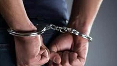 गांजा की तस्करी करते पकड़े गए जीआरपी के जवान