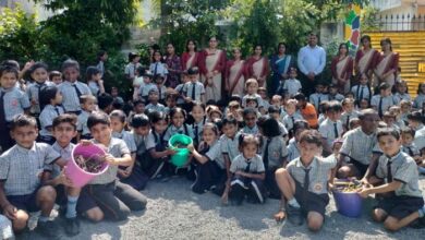 स्वच्छता एवं सेवा पखवाड़ा में विनायक पब्लिक स्कूल के बच्चों व शिक्षको ने दिया स्वच्छता का संदेश स्वच्छता एवं सेवा पखवाड़ा में विनायक पब्लिक स्कूल के बच्चों व शिक्षको ने दिया स्वच्छता का संदेश