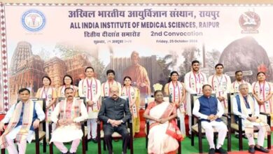 चिकित्सक हमेशा मानवीय मूल्यों के साथ कार्य करें : राष्ट्रपति मुर्मु