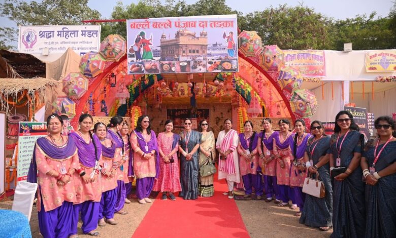 श्रद्धा महिला मण्डल के आनंद मेला 2024 में दिखी मिनी इंडिया की झलक श्रद्धा महिला मण्डल के आनंद मेला 2024 में दिखी मिनी इंडिया की झलक