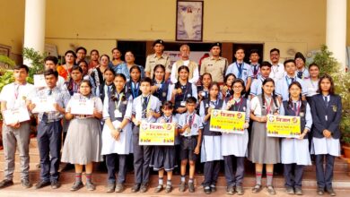 रायपुर पुलिस ने MGM स्कूल में निजात-नशा मुक्ति और साइबर अपराध सम्बन्धी कार्यशाला