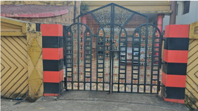 मौदहापारा इलाके में ईडी की टीम ने चावल कारोबारी रफीक मेमन के घर दी दबिश मौदहापारा इलाके में ईडी की टीम ने चावल कारोबारी रफीक मेमन के घर दी दबिश