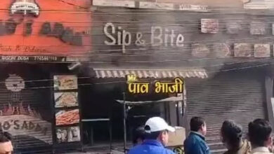 पावभाजी सेंटर स्पाइस बाइट में लगी आग पावभाजी सेंटर स्पाइस बाइट में लगी आग