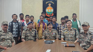 छत्तीसगढ़ में 11 नक्सलियों ने किया आत्मसमर्पण