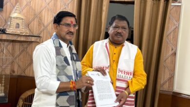 केन्द्रीय राज्यमंत्री साहू ने केन्द्रीय जनजाति मंत्री उरांव से मुलाकात कर रखी अपनी मांगे