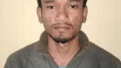 सनी लियोनी के नाम पर महतारी वंदन पोर्टल में आनलाईन दर्ज करने वाला साइबर कैफे संचालक गिरफ्तार सनी लियोनी के नाम पर महतारी वंदन पोर्टल में आनलाईन दर्ज करने वाला साइबर कैफे संचालक गिरफ्तार