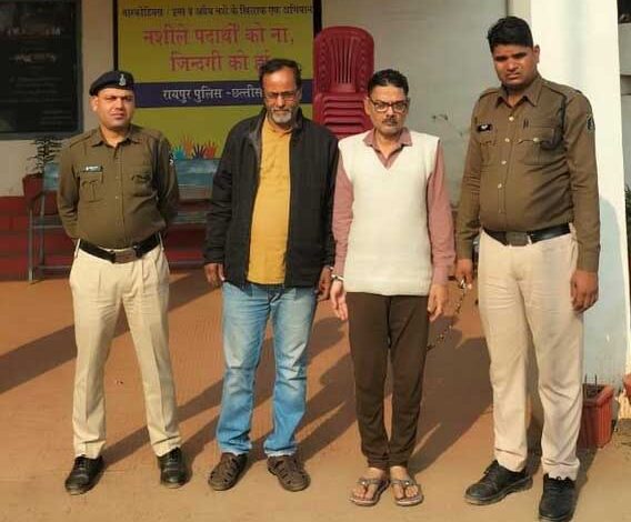 सौ करोड़ की जमीन कब्जाने फर्जी दस्तावेज तैयार कर ठगी करने वाला दूसरा फरार आरोपी गिरफ्तार सौ करोड़ की जमीन कब्जाने फर्जी दस्तावेज तैयार कर ठगी करने वाला दूसरा फरार आरोपी गिरफ्तार