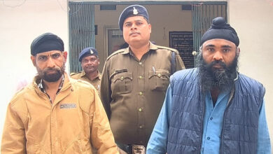 सिंधी कालोनी में 8 लाख 70 हजार के सोने चांदी चुराने वाले सरदार गिरोह के दो सदस्य गिरफ्तार सिंधी कालोनी में 8 लाख 70 हजार के सोने चांदी चुराने वाले सरदार गिरोह के दो सदस्य गिरफ्तार