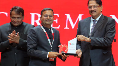 उज्ज्वल दीपक को यंग लीडर्स अवार्ड उज्ज्वल दीपक को यंग लीडर्स अवार्ड