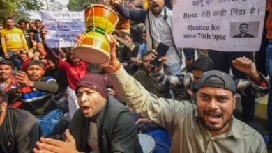 आज बिहार बंद, छात्र कर रहे उग्र प्रदर्शन आज बिहार बंद, छात्र कर रहे उग्र प्रदर्शन