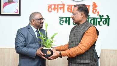 दक्षिण पूर्व मध्य रेलवे महाप्रबंधक तरुण प्रकाश ने बिलासपुर- रायपुर खंड का निरीक्षण किया दक्षिण पूर्व मध्य रेलवे महाप्रबंधक तरुण प्रकाश ने बिलासपुर- रायपुर खंड का निरीक्षण किया