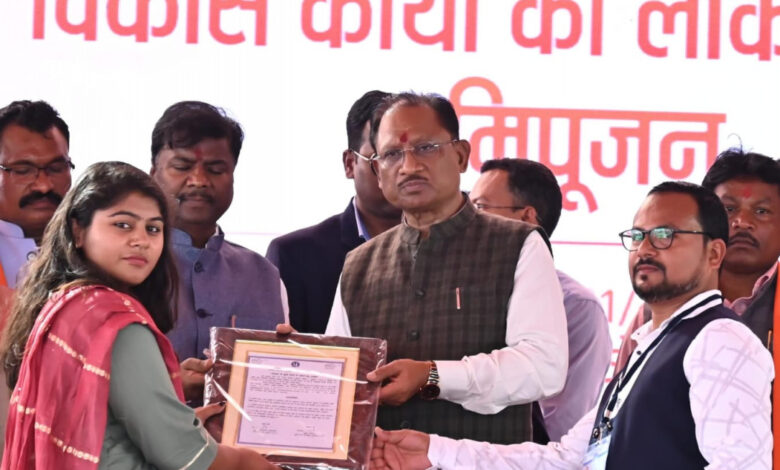 माओवादी कैंसर को समाप्त करना है तो इसकी जड़ पर प्रहार करना जरूरी – मुख्यमंत्री साय माओवादी कैंसर को समाप्त करना है तो इसकी जड़ पर प्रहार करना जरूरी – मुख्यमंत्री साय