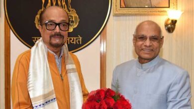 राज्यपाल डेका से रमेश बैस ने की सौजन्य मुलाकात