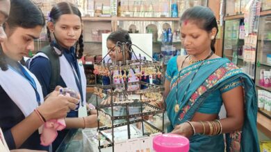 लखपति दीदी पहल – विश्रामपुरी की बिहान से कोंडागांव के विश्रामपुरी की इश्वरी बनी लखपति दीदी