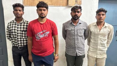 शिक्षकों से गाली-गलौज और मारपीट करने वाले आरोपी भेजे गए न्यायिक रिमांड पर शिक्षकों से गाली-गलौज और मारपीट करने वाले आरोपी भेजे गए न्यायिक रिमांड पर