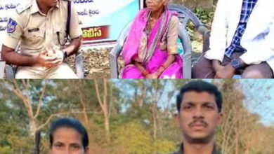 नक्सली दामोदर राव की मां पुत्र का शव लेने पहुंची तेलंगांना एसपी कार्यलय, कहा बिना बेटे को देखे नहीं मरूंगी नक्सली दामोदर राव की मां पुत्र का शव लेने पहुंची तेलंगांना एसपी कार्यलय, कहा बिना बेटे को देखे नहीं मरूंगी