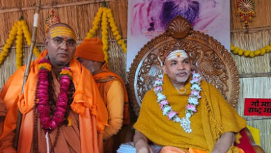 ब्रह्मचारी डॉ इंदुभवानंद ने ली दंड दीक्षा ब्रह्मचारी डॉ इंदुभवानंद ने ली दंड दीक्षा