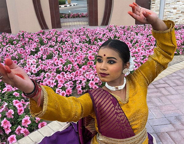 विभूति बनवासी ने दुबई में दी कत्थक नृत्य की प्रस्तुति विभूति बनवासी ने दुबई में दी कत्थक नृत्य की प्रस्तुति