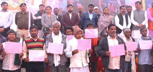 स्वामित्व योजना ग्रामीण भारत के लिये एक परिवर्तनकारी पहल – मंत्री राजवाड़े स्वामित्व योजना ग्रामीण भारत के लिये एक परिवर्तनकारी पहल – मंत्री राजवाड़े